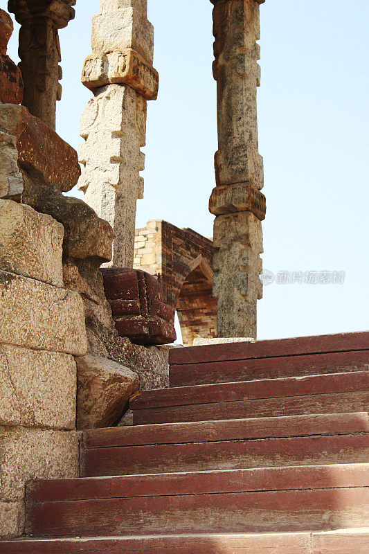 莫卧儿帝国 (Qutub Minar)